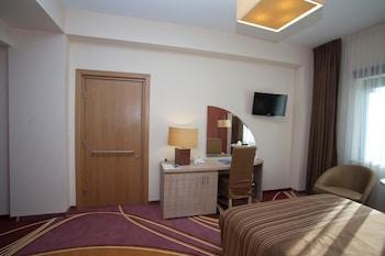 Mari Vila Hotel Bucureşti Ngoại thất bức ảnh